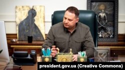 За словами Андрія Єрмака, після початку повномасштабного вторгнення місто хлопця опинилося в російській окупації