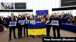 «Це премія не моя, це премія народу України. Я лише посередник»