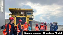 Средношколци на работа на еден ден, во рамки на „Social day“