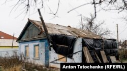 Із 940 будинків в селі Посад-Покровське десь 60% – повністю знищені 