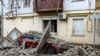 ОВА: через російський обстріл Херсона пошкоджене приміщення медзакладу – постраждали дві людини