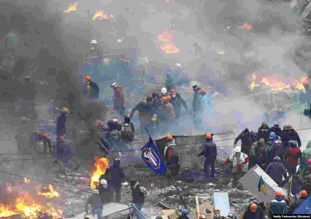 Майдан перейшов у наступ, силовики втікають з центру Києва. 20 лютого 2014 року