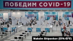 Вакцынацыя прышчэпкай Sputnik у Маскве, ліпень 2021 г.