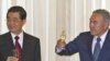 Бул кытай президенти Ху Цзиньтаонун Казакстанга жетинчи ирет келиши болду, эки өлкө лидерлери жалпысынан 25 ирет жолуккан. Астана, 13-июнь, 2011-жыл. 