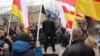 Непродолжительная, но пламенная речь Анатолия Бибилова, по сути, была стандартной предвыборной агитацией