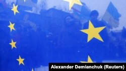 Із санкційного списку вилучили колишнього прем’єр-міністра Сергія Арбузова та ексміністра освіти Дмитра Табачника