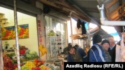 President Ilham Aliyev said Azerbaijani economic growth was 15 percent in 2009-10.