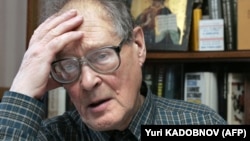 Правозахисник і дисидент Сергій Ковальов (1930–2021). Фото 2005 року