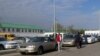 В Туркменистане частным таксистам по 5 манатов продают ксерокопии портрета Сердара Бердымухамедова