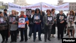 Armenia -- Relatives of people killed in the March 2008 post-election clashes protest in downtown Yerevan, 7 April 2010.
