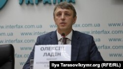 Шихаметов поскаржився адвокату (на фото) на проблеми зі здоров’ям – регулярне підвищення артеріального тиску та біль в області серця