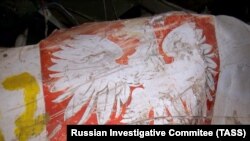 Обломки польского правительственного самолета Ту-154М. 10 апреля 2010 года в результате катастрофы польского президентского самолета Ту-154М под Смоленском погибли все 96 пассажиров находившиеся на борту, в том числе президент Польши Лех Качиньский. С