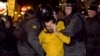 6 декабрь кичендә Мәскәүнең Триумфаль мәйданында сайлау нәтиҗәләренә ризасызлык белдерү чарасы үтте. Интерфакс хәбәр итүенчә, полиция 300ләп кешене тоткарлаган.