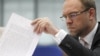 Проти адвокатів Тимошенко фабрикують справи – Власенко