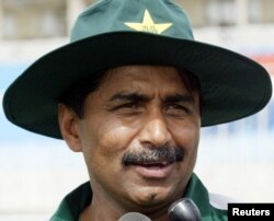 د پاکستان ملي کرکټ لوبډلې پخوانی کپتان جاوېد مياداد