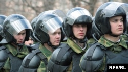О том, что на самом деле происходило в выходные дни в Москве и Петербурге, многие россияне узнали из интернета