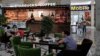 Aşgabatda dünýä belli “Starbucks Coffee” ady bilen açylan öňki kofehana
