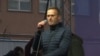 Зголемено обезбедување во болницата кај што се лекува Навални 