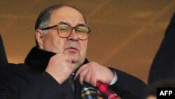 Алішэр Усманаў