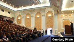 Foto nga arkivi( Ceremonia e gradimit të avokatëve të rinj në Prishtinë)