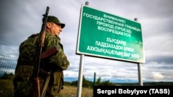 Визит сопредседателей прошел на фоне позитивных новостей: власти республики объявили об открытии границы с Грузией 15 марта