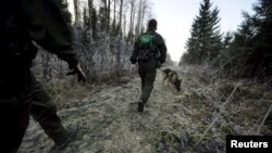 Законодавство, ухвалене сьогодні в парламенті, дає уряду дозвіл будувати загородження біля фінських кордонів.
