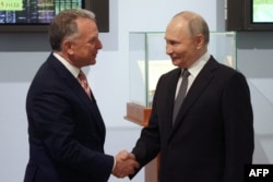 Стів Віткофф та Володимир Путін під час зустрічі в Санкт-Петербурзі 11 квітня 2025 року
