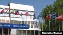 Официальный Тбилиси возмутила встреча члена ПАСЕ Дэвида Уилшира с Борисом Чочиевым, которая состоялась 20 апреля в Москве в посольстве самопровозглашенной республики Южная Осетия