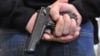 Пистолет "ограниченного поражения" МР-79-9ТM "Макарыч" – внешне почти неотличимый от боевого ПМ
