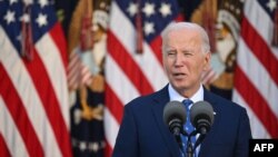 Після обрання президентом Дональда Трампа адміністрація президента США Джо Байдена (на фото) прагне встигнути передати Україні схвалену військову допомогу, щоб зміцнити позиції Києва в можливих переговорах з Росією