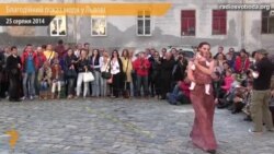 Благодійний показ моди у Львові