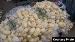 Картошканын баасы дыйкандар үчүн арзан, керектөөчүлөр үчүн кымбат болууда