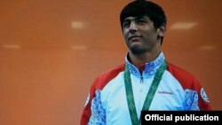 Беҳрӯз Хоҷазода ба Александр Турнер аз Амрико ва Сайҷад Сеҳен аз Ироқ пирӯз омад, аммо аз Акил Гҷакова (Косово) шикаст хӯрд
